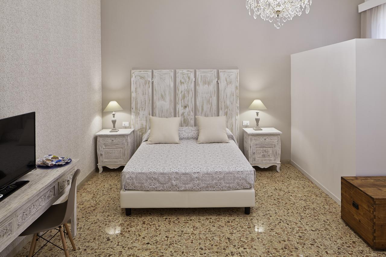 라벤나 Yard 19 B&B 외부 사진